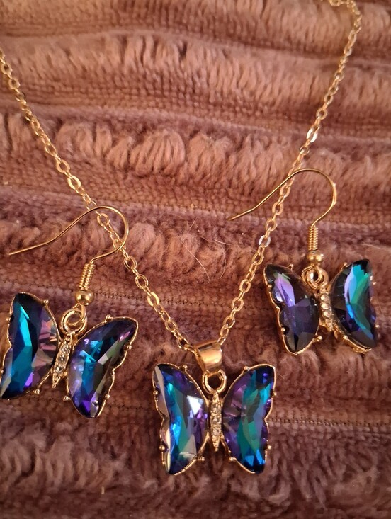mystic topaz Jewelry - BUTTERFUY MYSTIC TOPAZ NECKLACE/EARRING SET GOLD/ STERLING 10kt OFFERS WELCOME